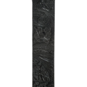 Immagine di Tracolla per chitarra D'Addario Accessories, in pelle nera lavorata a sbalzo
