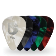 Immagine di Confezione da 100 plettri duri assortiti D'Addario Accessories, di colore perla, in celluloide