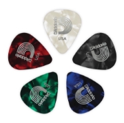 Immagine di Confezione da 100 plettri extra duri assortiti D'Addario Accessories, di colore perla, in celluloide