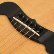 Immagine di Pioli per ponte stampati a iniezione e set bottone D'Addario Accessories, ebano con inserto in avorio