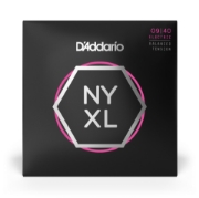 Immagine di D'Addario NYXL0940BT Nickel Wound Electric Guitar Strings, Balanced Tension Super Light, 09-40