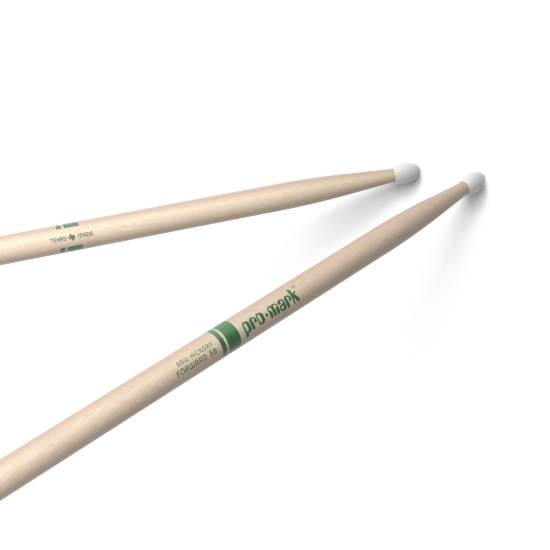 Immagine di Bacchette ProMark Classic Forward 5B in noce americano grezzo, punta ovale in nylon