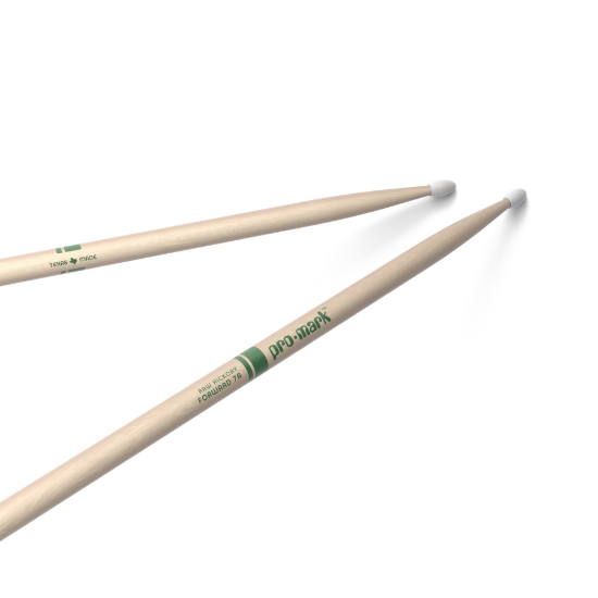 Immagine di Bacchette ProMark Classic Forward 7A in noce americano grezzo, punta ovale in nylon