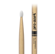 Immagine di Bacchette ProMark Classic Forward 7A in noce americano, punta ovale in nylon