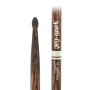 Immagine di Bacchette ProMark Classic Forward 5A FireGrain in noce americano, punta ovale in legno